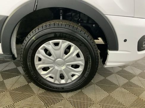 Used 2024 Ford Transit 350 XLT image 39