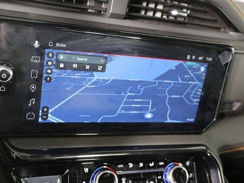 Used 2025 GMC Sierra 1500 AT4 w/ AT4 Premium Package image 21