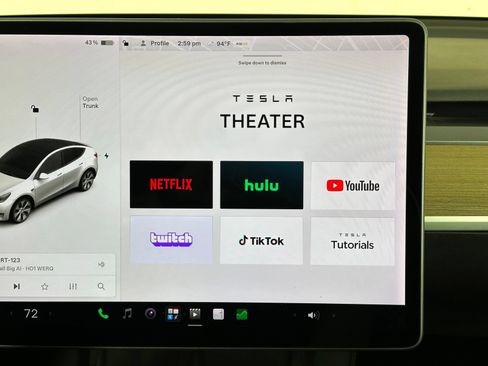 Used 2021 Tesla Model Y Long Range AWD/4WD image 28