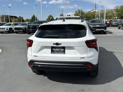 New 2026 Chevrolet Trax RS w/ Sunroof Package image 6