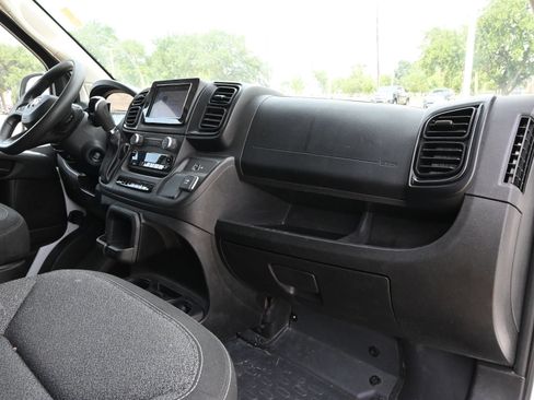 Used 2023 RAM ProMaster 2500 FWD image 23