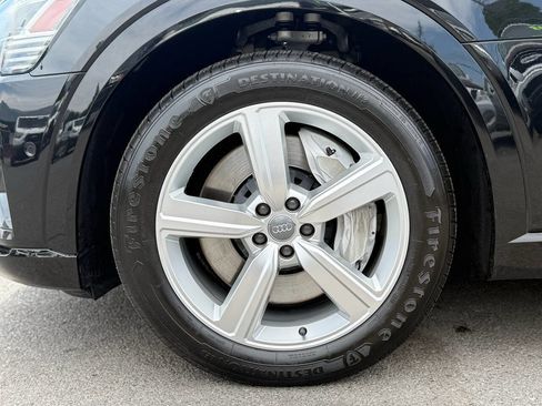 Used 2019 Audi e-tron Premium Plus image 91