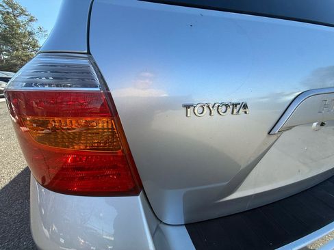 Used 2009 Toyota Highlander 2WD image 9