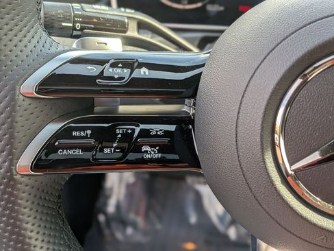 Certified 2025 Mercedes-Benz C 300 4MATIC Sedan image 15