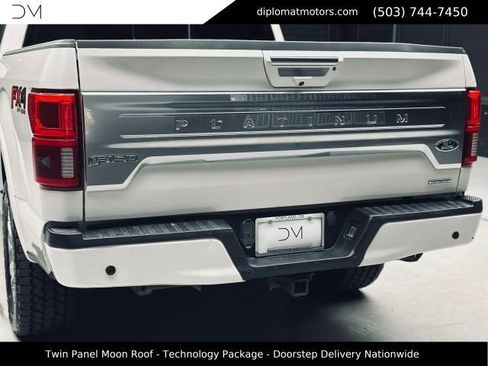 Used 2018 Ford F150 Platinum w/ Technology Package AWD/4WD image 16