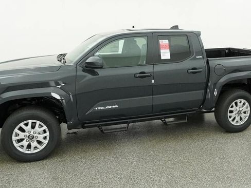 New 2026 Toyota Tacoma SR5 RWD image 2