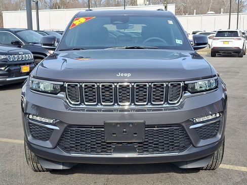 Certified 2025 Jeep Grand Cherokee Limited image 2