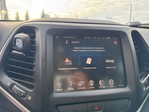 Used 2015 Jeep Cherokee Limited w/ Luxury Group image 35