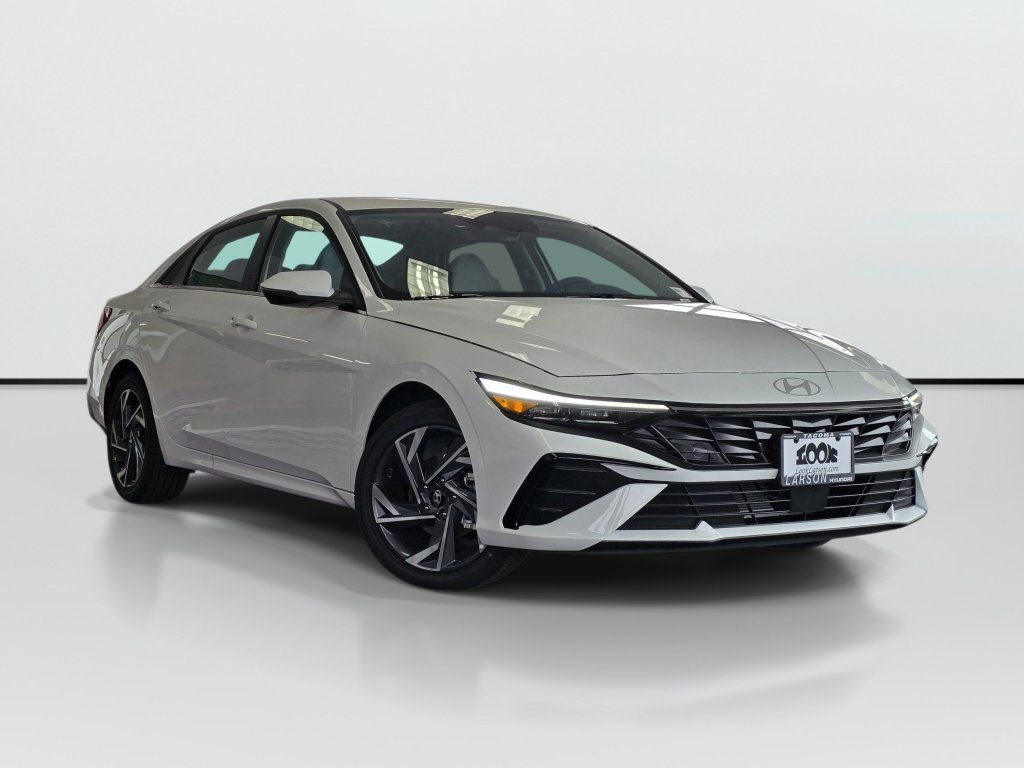 New 2026 Hyundai Elantra Limited FWD image 1
