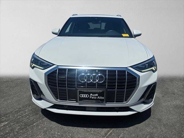 Used 2020 Audi Q3 2.0T Premium Plus w/ Premium Plus Package AWD/4WD image 8