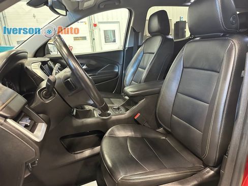 Used 2019 GMC Terrain SLT AWD/4WD image 16