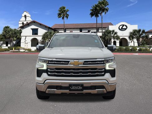 Used 2022 Chevrolet Silverado 1500 LTZ AWD/4WD image 6