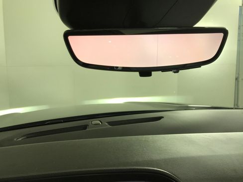 Used 2021 Cadillac Escalade Premium Luxury image 53