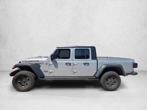 Used 2023 Jeep Gladiator Mojave w/ Trailer Tow Package AWD/4WD image 8