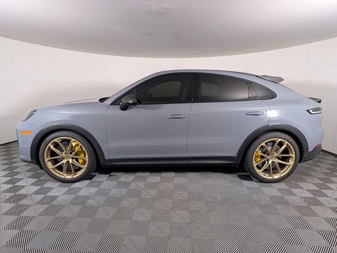 Certified 2024 Porsche Cayenne Turbo GT AWD/4WD image 2