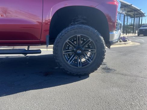 Used 2020 Chevrolet Silverado 1500 LT w/ Fleet Comfort Package image 13