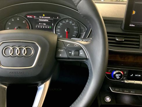 Used 2019 Audi Q5 2.0T Premium image 24
