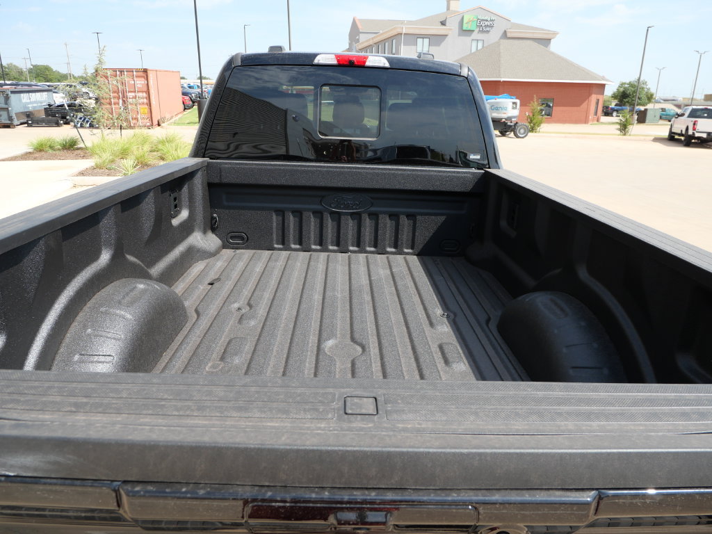 New 2026 Ford F350 Lariat w/ Black Appearance Package AWD/4WD image 12