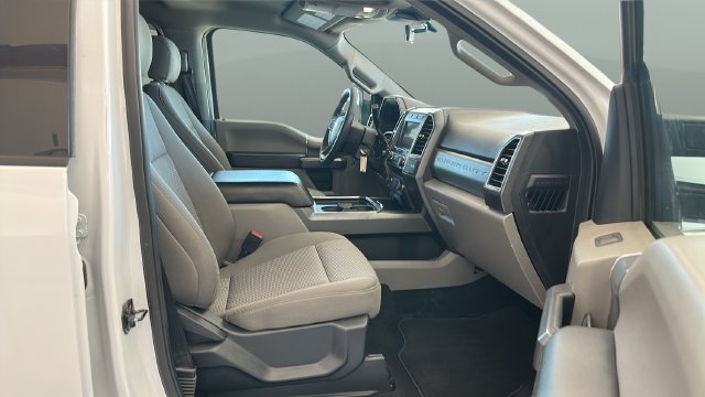 Used 2020 Ford F250 XLT w/ XLT Premium Package AWD/4WD image 18