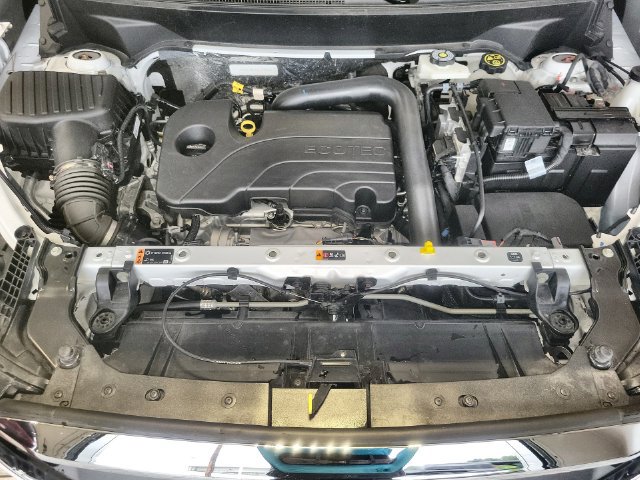 Used 2023 GMC Terrain SLE w/ Driver Convenience Package FWD image 25