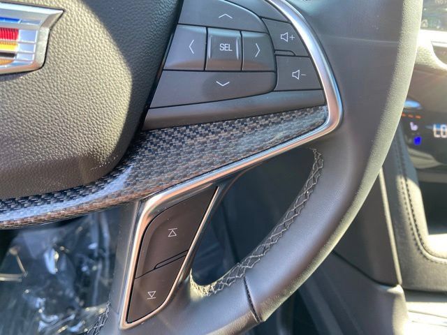 Used 2026 Cadillac XT5 Sportv w/ LPO, Floor Liner Package AWD/4WD image 24