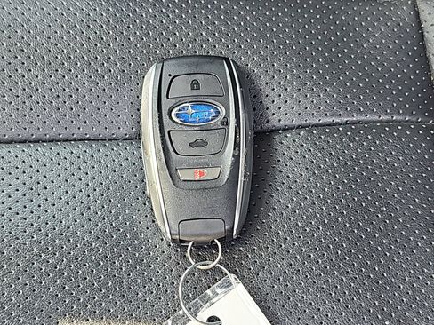 Used 2024 Subaru Outback Touring AWD/4WD image 17