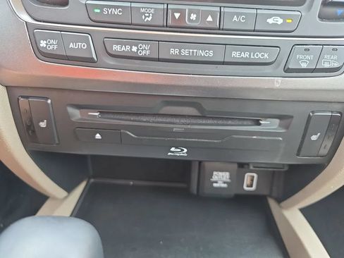 Used 2019 Honda Pilot EX-L image 40