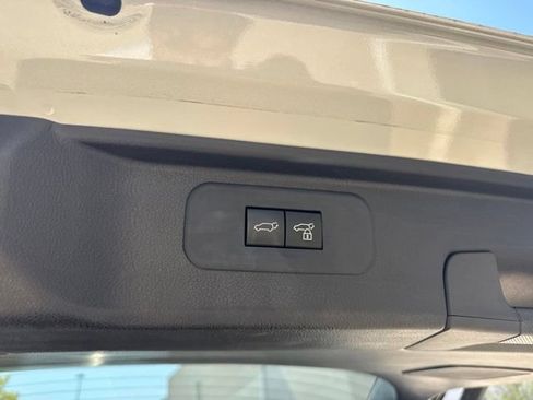 Used 2025 Toyota Grand Highlander AWD Hybrid image 8