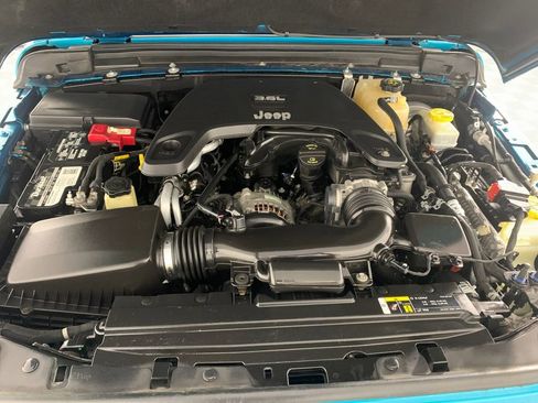 Used 2019 Jeep Wrangler Unlimited Sport S image 11