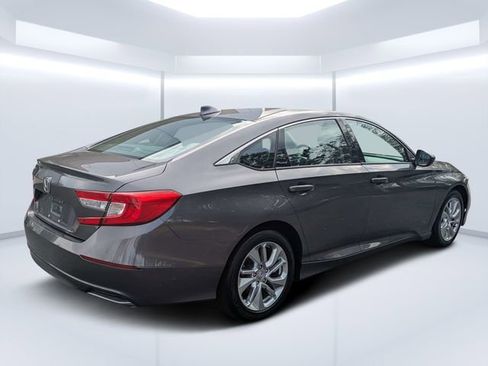 Used 2019 Honda Accord LX image 3