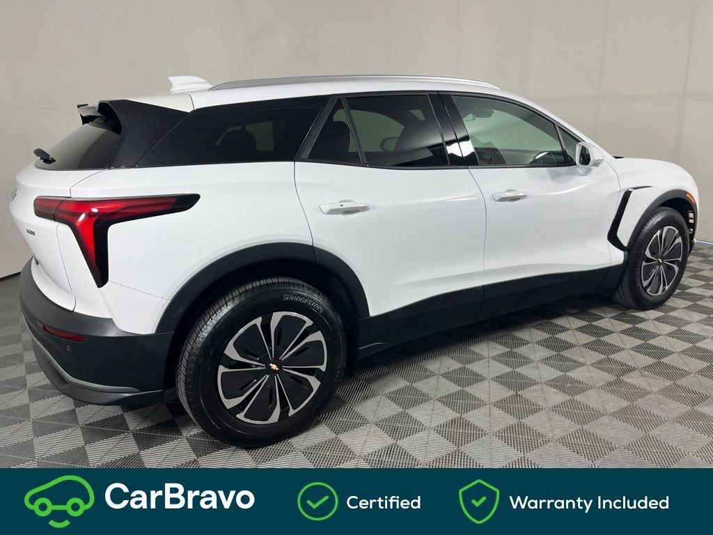 Used 2024 Chevrolet Blazer EV LT AWD/4WD image 3