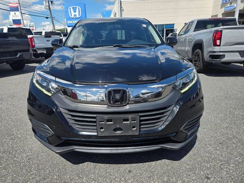 Used 2019 Honda HR-V LX image 2