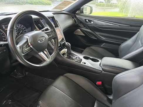Used 2022 INFINITI Q60 3.0t Luxe w/ Essential Package image 12