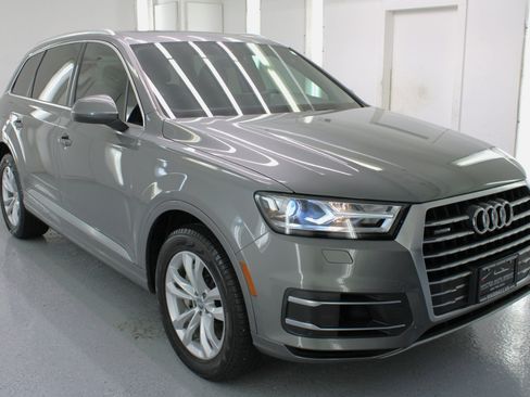 Used 2017 Audi Q7 3.0T Premium Plus image 11