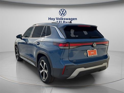 New 2026 Volkswagen Tiguan SE image 4