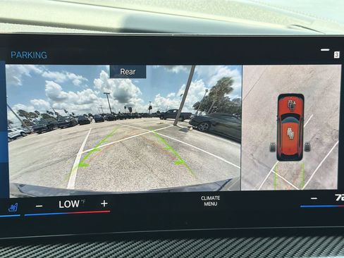 Used 2023 BMW XM AWD/4WD image 23
