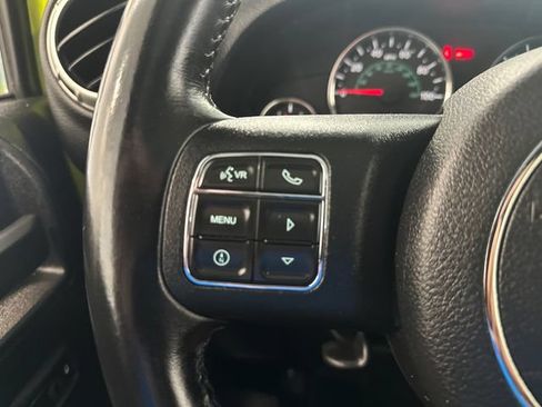 Used 2017 Jeep Wrangler Sahara w/ Connectivity Group AWD/4WD image 15