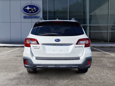 Used 2019 Subaru Outback 2.5i Premium image 5