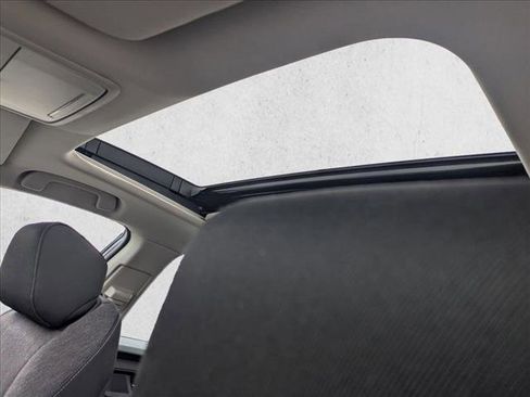 Used 2025 Honda Accord SE image 15