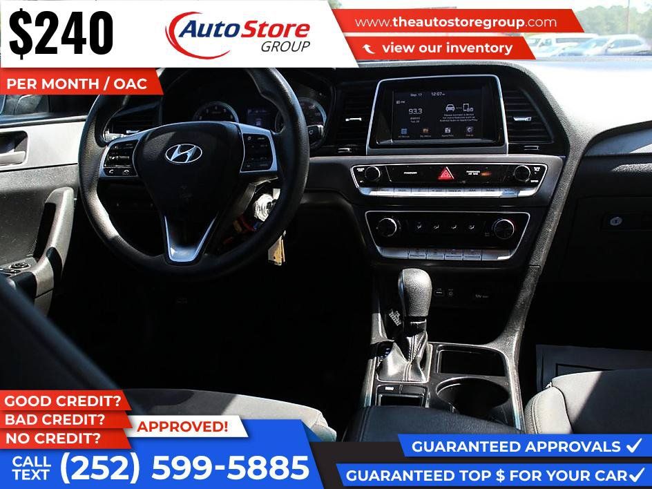 Used 2019 Hyundai Sonata SE w/ Cargo Package FWD image 12