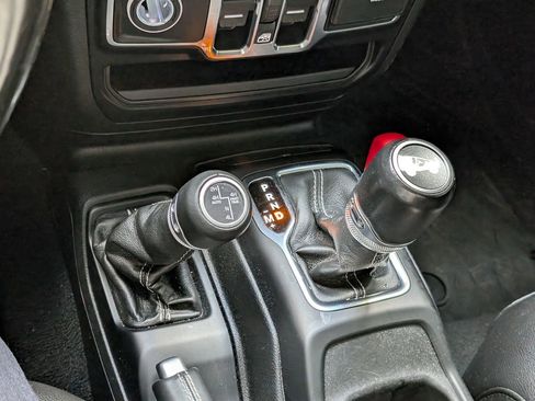 Used 2022 Jeep Wrangler Unlimited Sahara 4xe w/ Cold Weather Group image 28