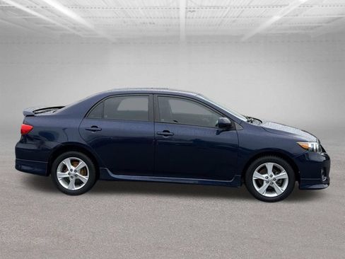 Used 2011 Toyota Corolla S FWD image 11
