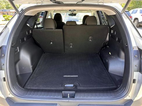 Used 2025 Hyundai Tucson SEL AWD/4WD image 7