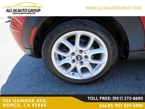 Used 2017 MINI Cooper 4-Door Hardtop image 19