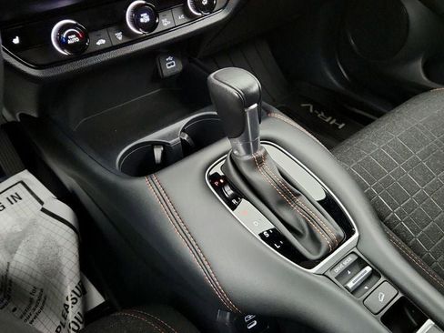 Used 2024 Honda HR-V Sport image 16