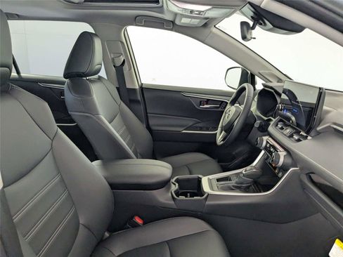 Used 2025 Toyota RAV4 XLE Premium w/ Weather Package image 33