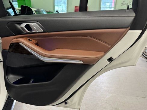 Used 2019 BMW X5 xDrive40i w/ Convenience Package image 27