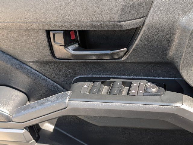 Used 2024 Toyota Tacoma SR5 AWD/4WD image 25