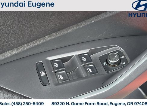Used 2019 Volkswagen Jetta SEL FWD image 14