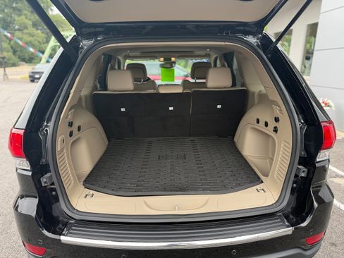 Certified 2021 Jeep Grand Cherokee Limited image 10